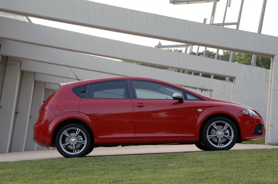  Seat Leon FR 2006 года  (фото 45 из 57)